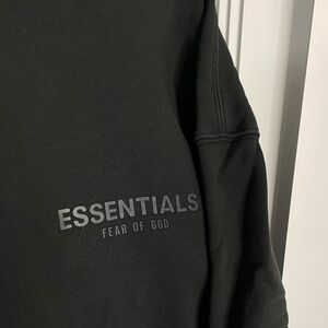 COPY - Essentials hoodie; size medium/ large